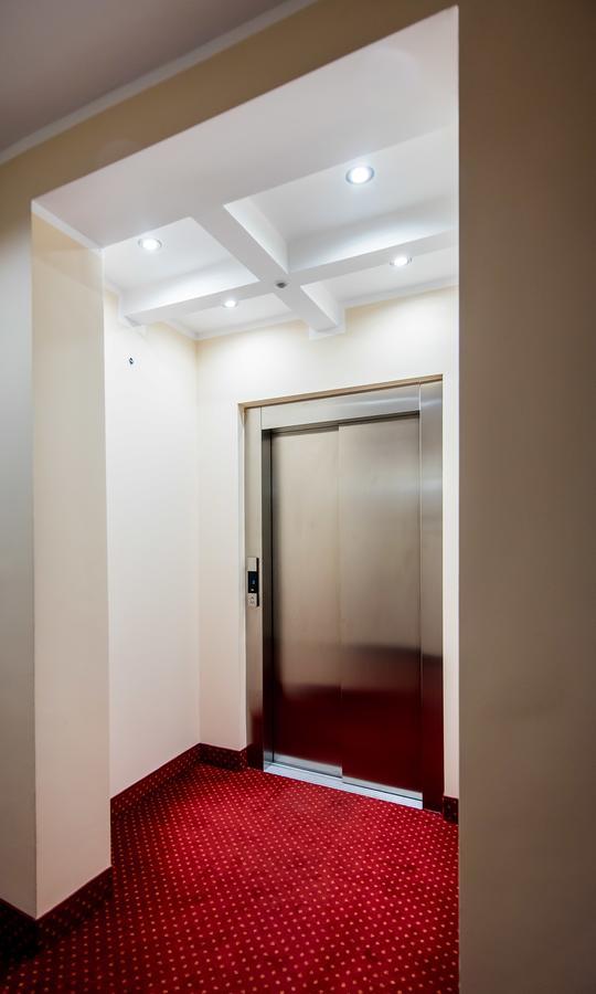 Hotel Piast Слупск Екстериор снимка